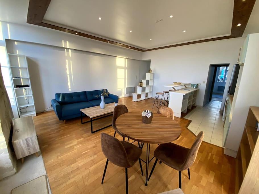 - Le Saugeron - Apartment Blaye Exterior photo