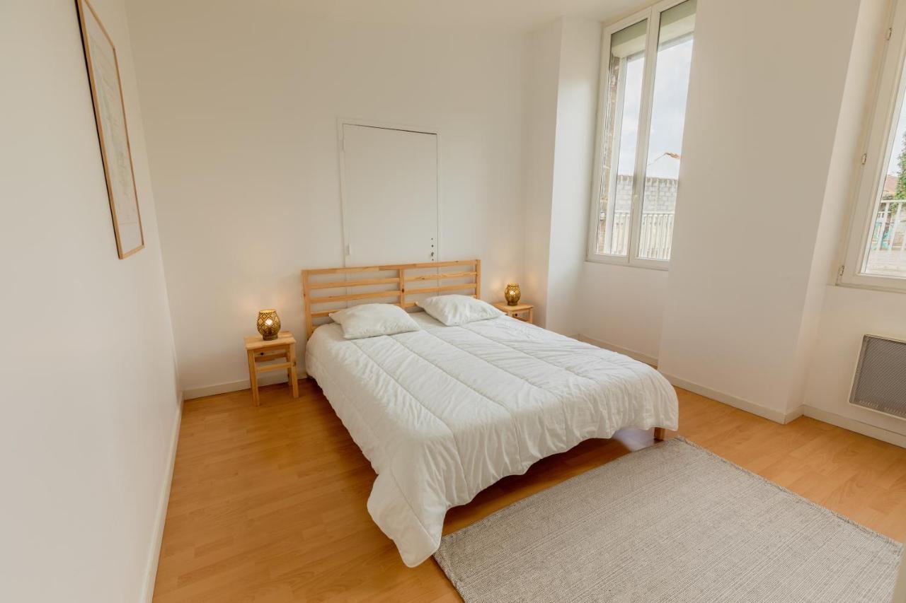 - Le Saugeron - Apartment Blaye Exterior photo