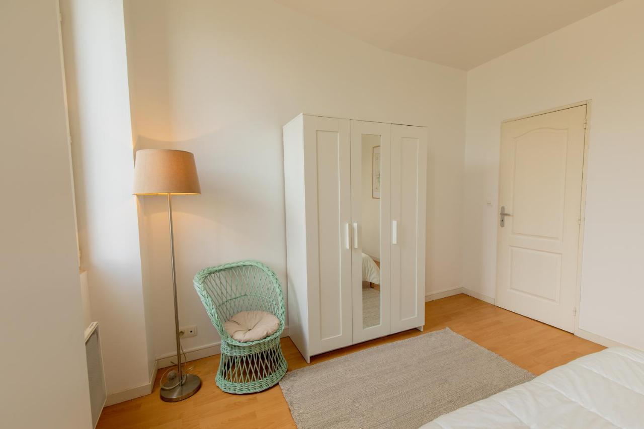 - Le Saugeron - Apartment Blaye Exterior photo