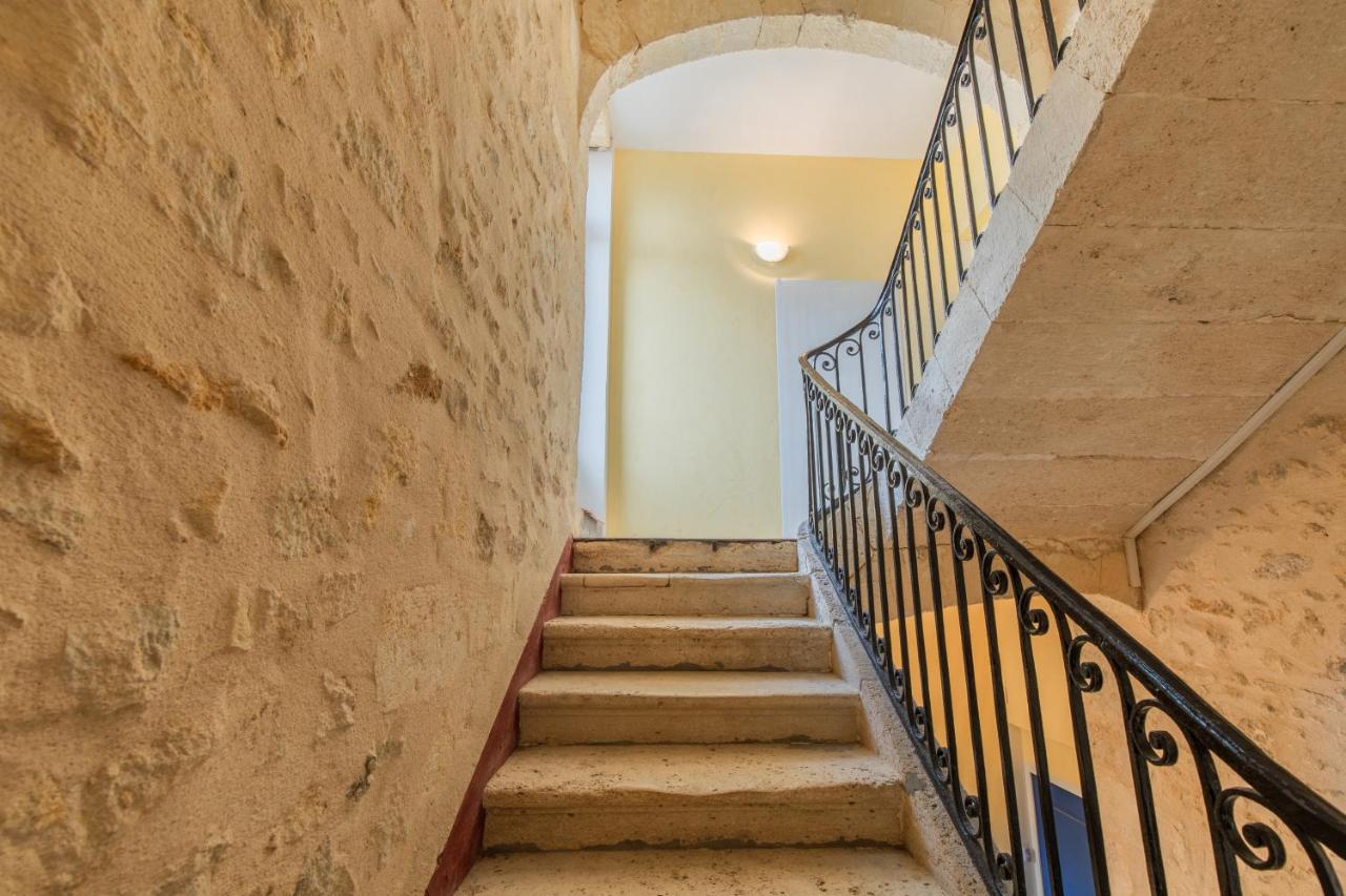 - Le Saugeron - Apartment Blaye Exterior photo
